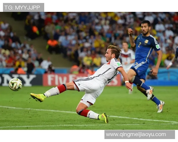 梅西独特足球技艺解析：盘带、传球与进攻的艺术之美